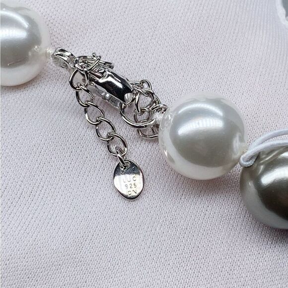 Iris and Lily Mother of Pearl Grey Silver Ivory Pearls Necklace - Picture 6 of 6